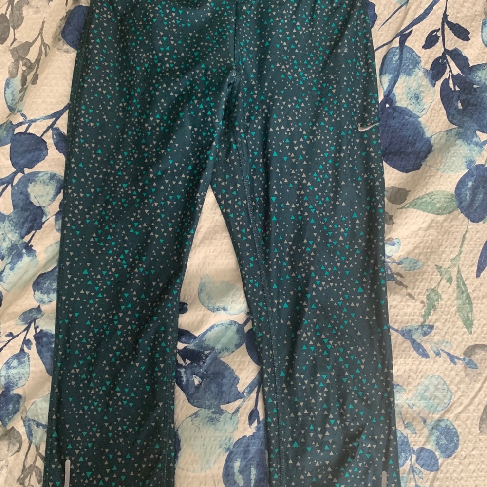 Size S Nike Runner